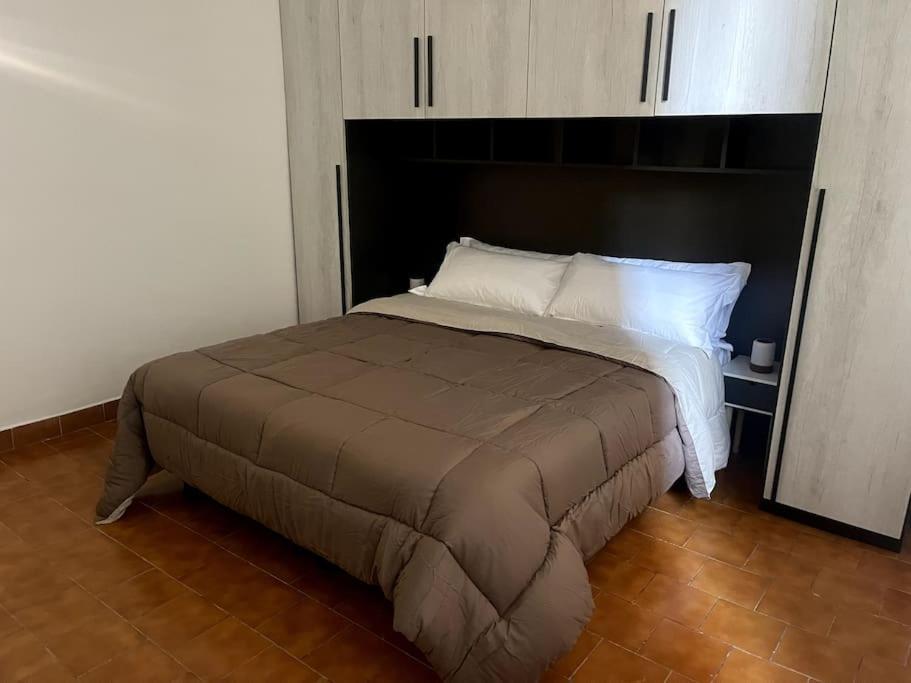 Ferienwohnung Ridi Che Ti Passa In Vico Lavagna Genua Exterior foto